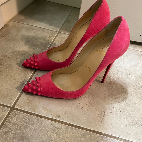Size 38 pink Christian Louboutin heels - Picture 2 of 7